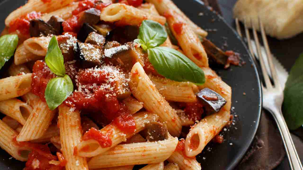 Pasta alla Norma ricetta 