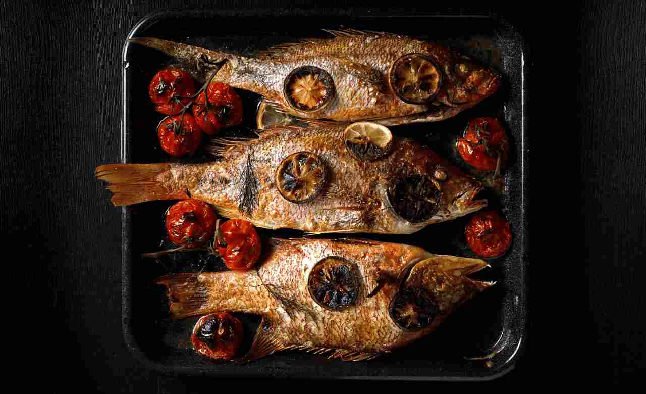 Pesce al forno - Ifood.it (foto Canva)