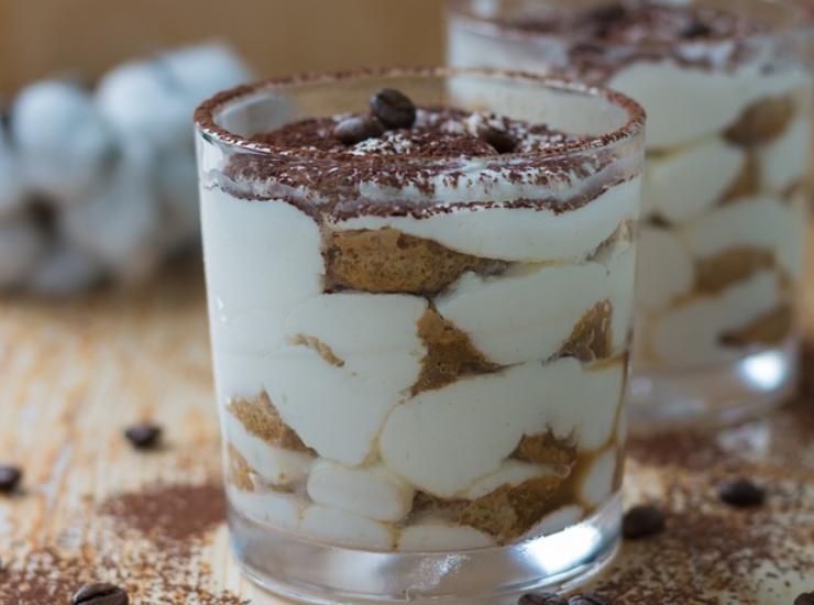 tiramisù in bicchiere-ifood