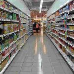 Corsia di supermercato fuori dall'ora di punta - iFood.it (foto Pixabay)
