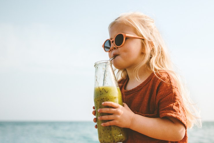 Frullato di frutta e verdura adatto anche ai bimbi - iFood.it (foto AdobeStock)