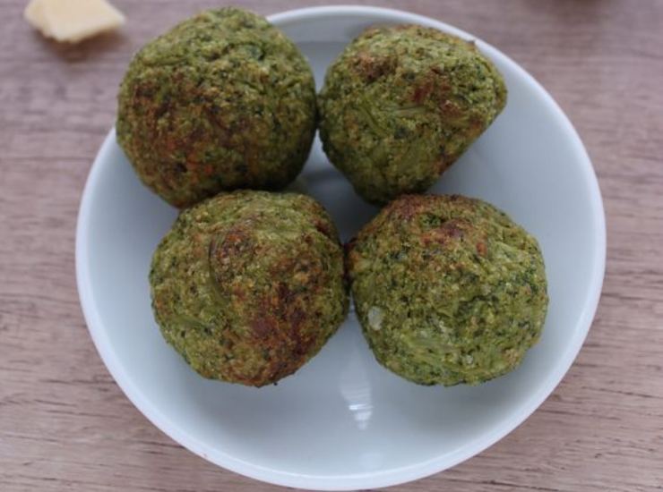 polpette di tofu e broccoli-ifood