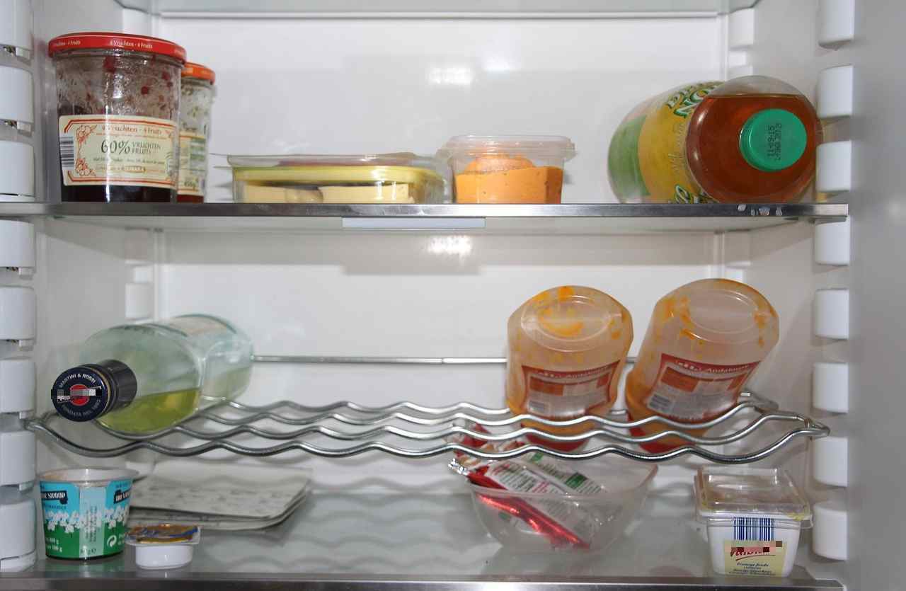 disporre gli alimenti in frigo-ifood