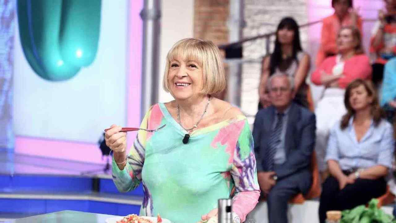 Anna Moroni, lei è famosissima ma la figlia non è da meno l'hai vista di certo in tv Ecco chi Anna Moroni, lei è famosissima ma la figlia non è da meno l'hai vista di certo in tv Ecco chi