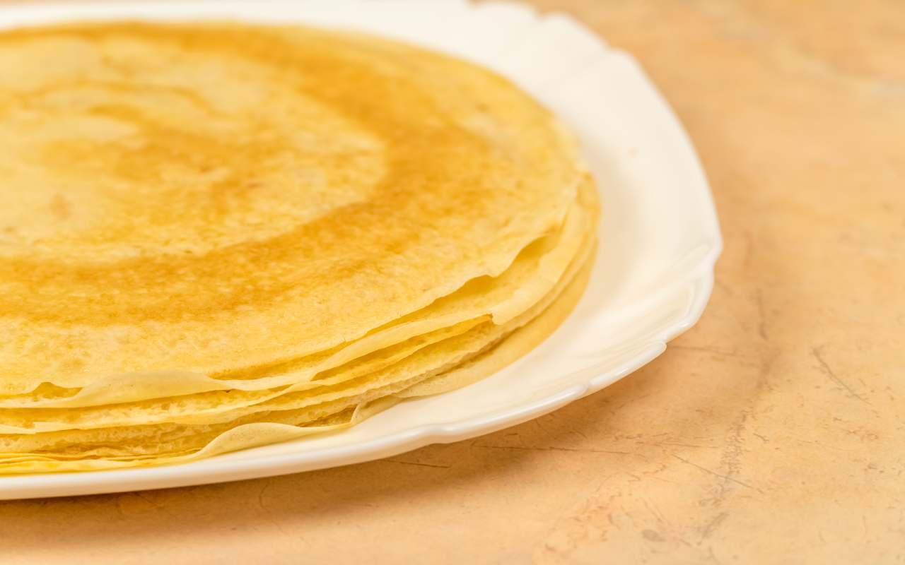 Crepes all'acqua una ricetta semplice e veloce