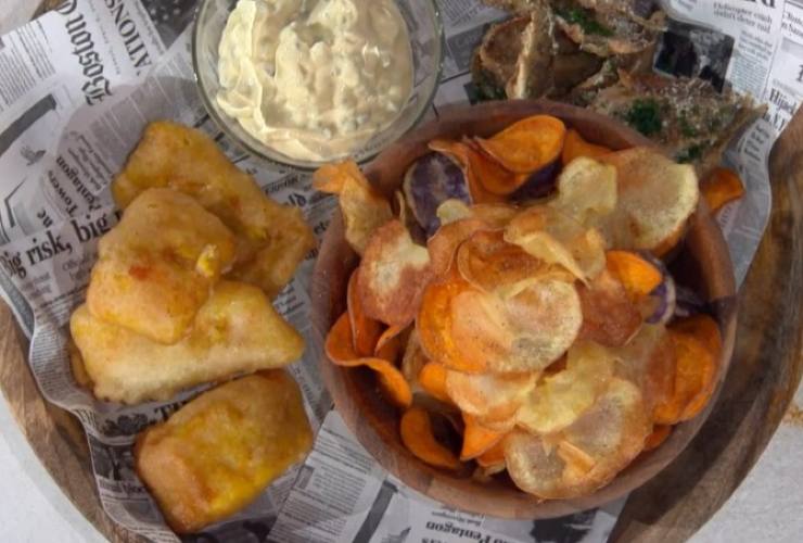 La ricetta del fish and chips secondo Giampiero Fava