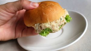ricetta burger di tonno senza uova