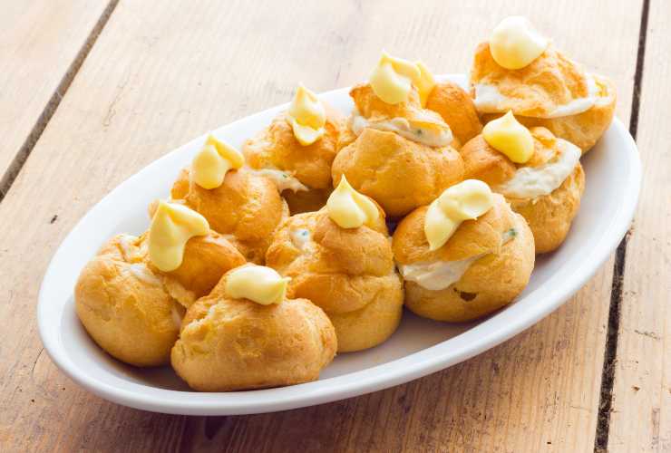 ricetta profiteroles salati