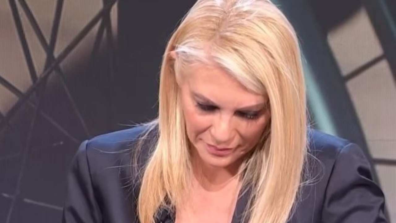Eleonora Daniele, el drama se transmitió en vivo |  Abofeteó al invitado sin piedad: “Es muy peligroso”.