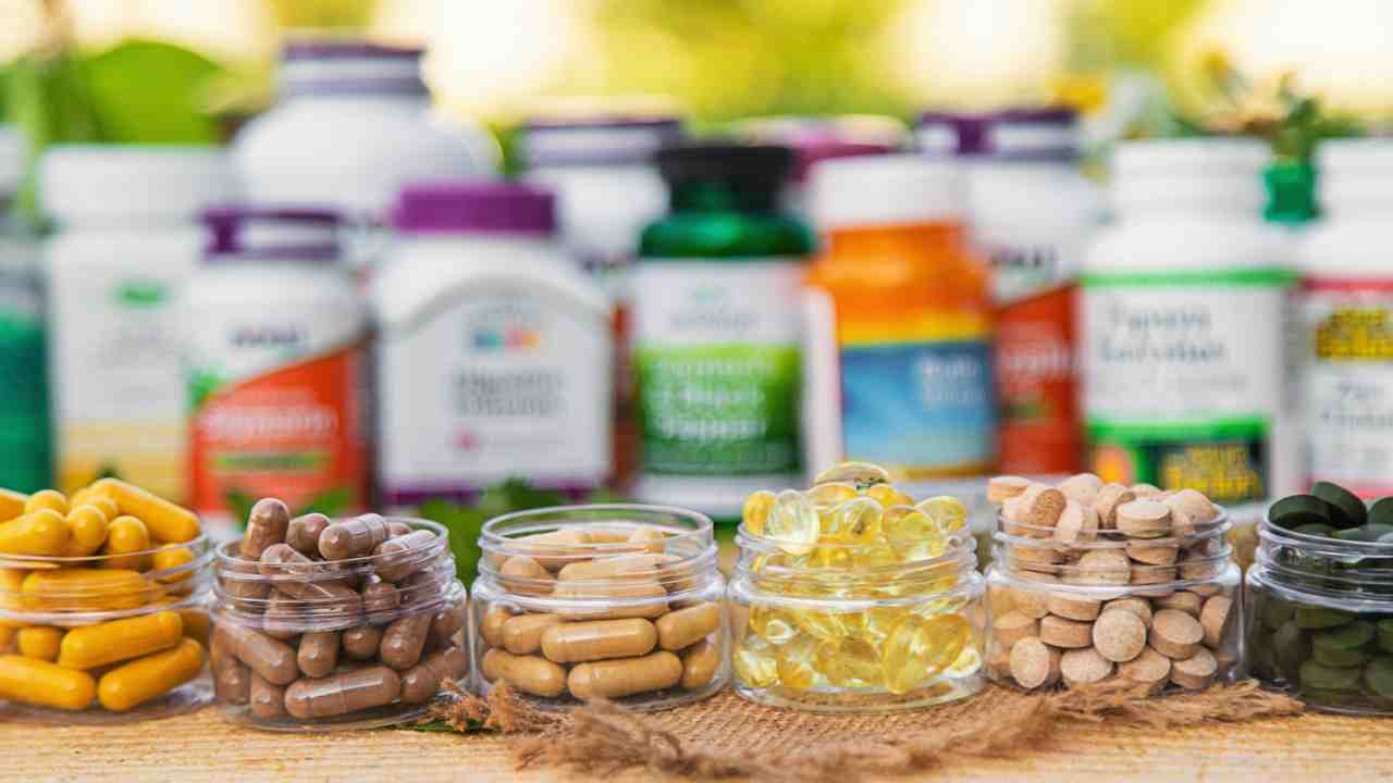 Food supplements for weight loss, if you think about using them, stop for a moment: there is something you need to know