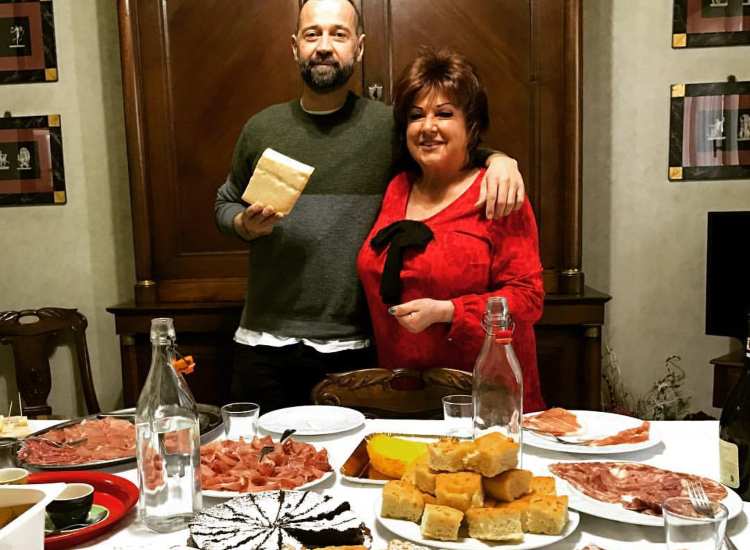 Orieta Berti casi deja la carne