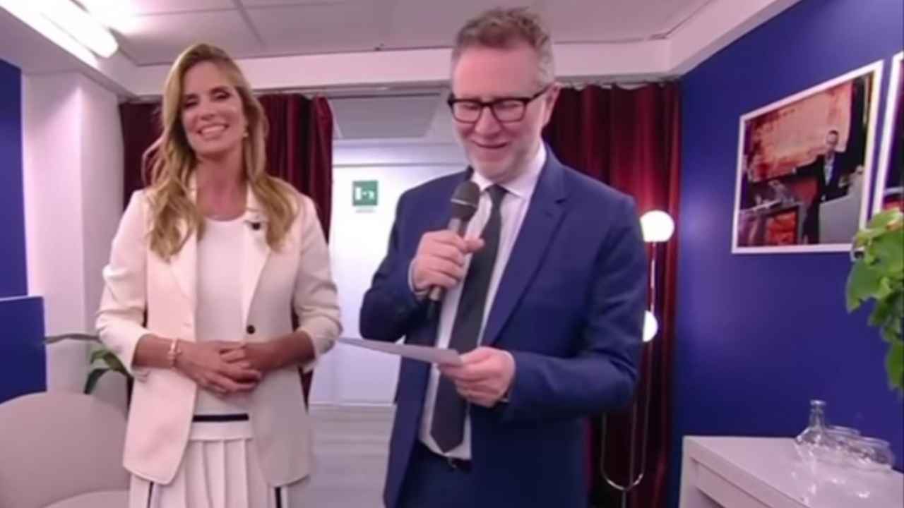 Philippa Lagerbäck håller inte alls tillbaka från Fazio: ”Framför kameran…