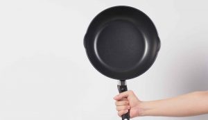 Come riparare le padelle antiaderenti - iFood.it (Fonte foto Canva)