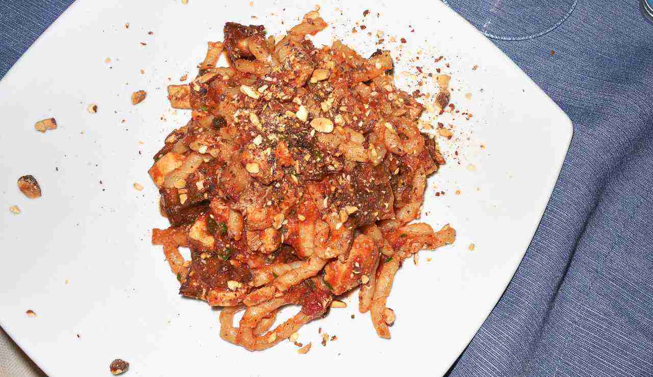 Busiate alla trapanese - iFood.it (Fonte foto Canva)