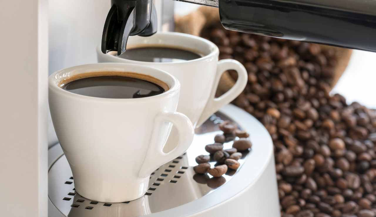 Macchinetta del caffè come va pulita - iFood.it (Fonte foto Canva)
