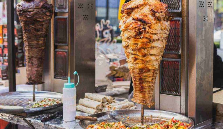 Pericolo kebab cosa contiene - iFood.it (Fonte foto Canva)