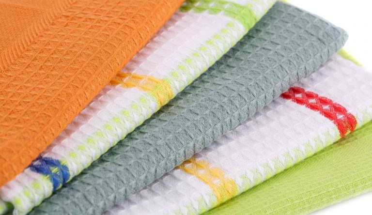 Strofinacci da cucina pieni di germi - iFood.it (Fonte foto Canva)