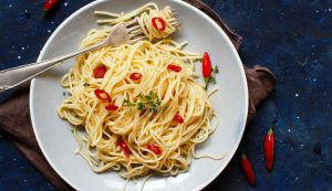 AOP spaghetti aglio olio peperoncino - iFood.it (Fonte foto Canva)