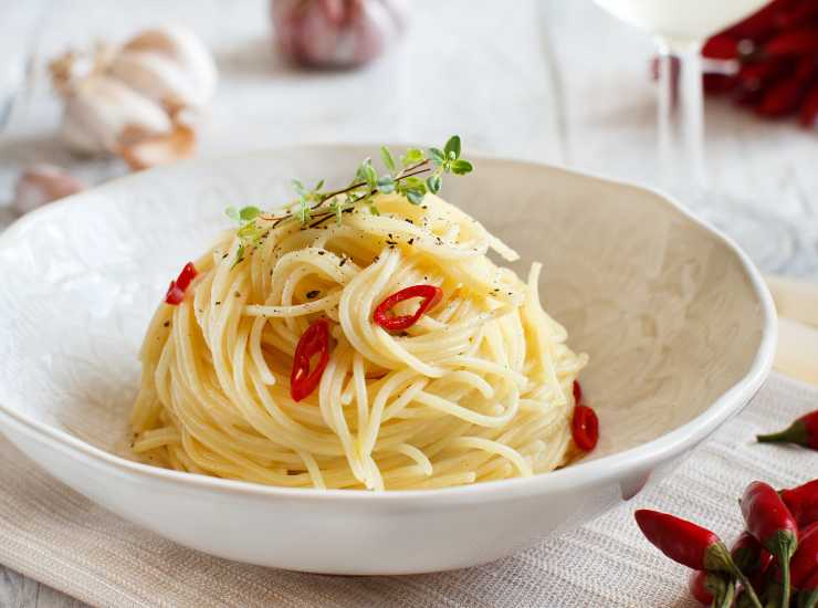AOP spaghetti aglio olio peperoncino - iFood.it (Fonte foto Canva)