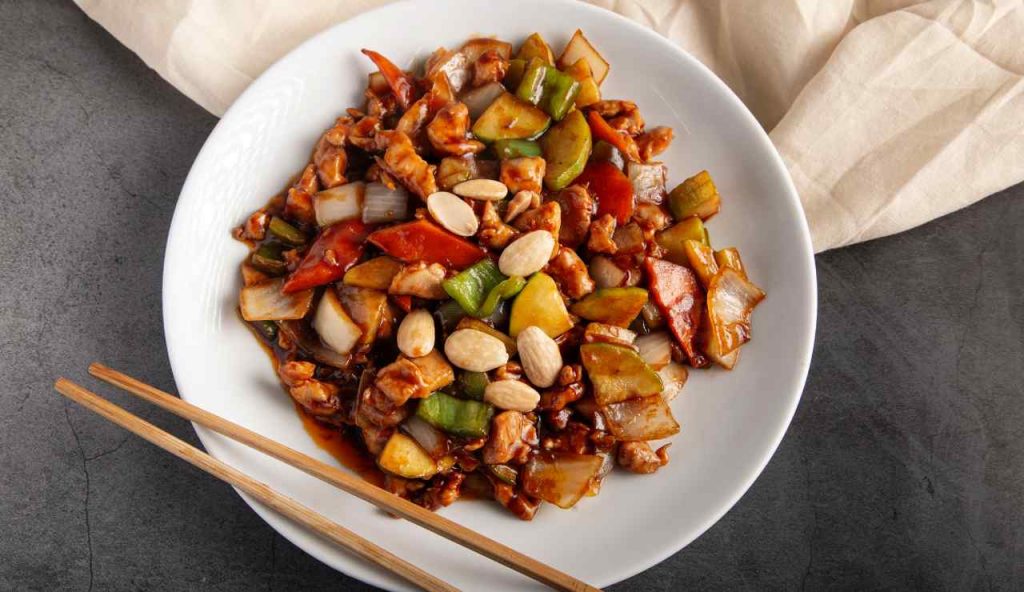 Pollo alle mandorle ricetta - iFood.it (Fonte foto Canva)